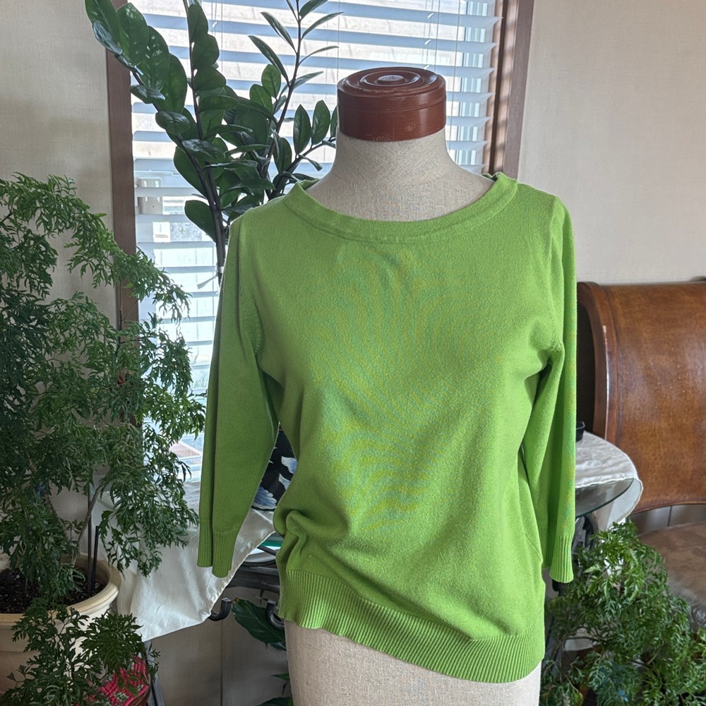 Joseph A Bright Green Crew Neck Sweater